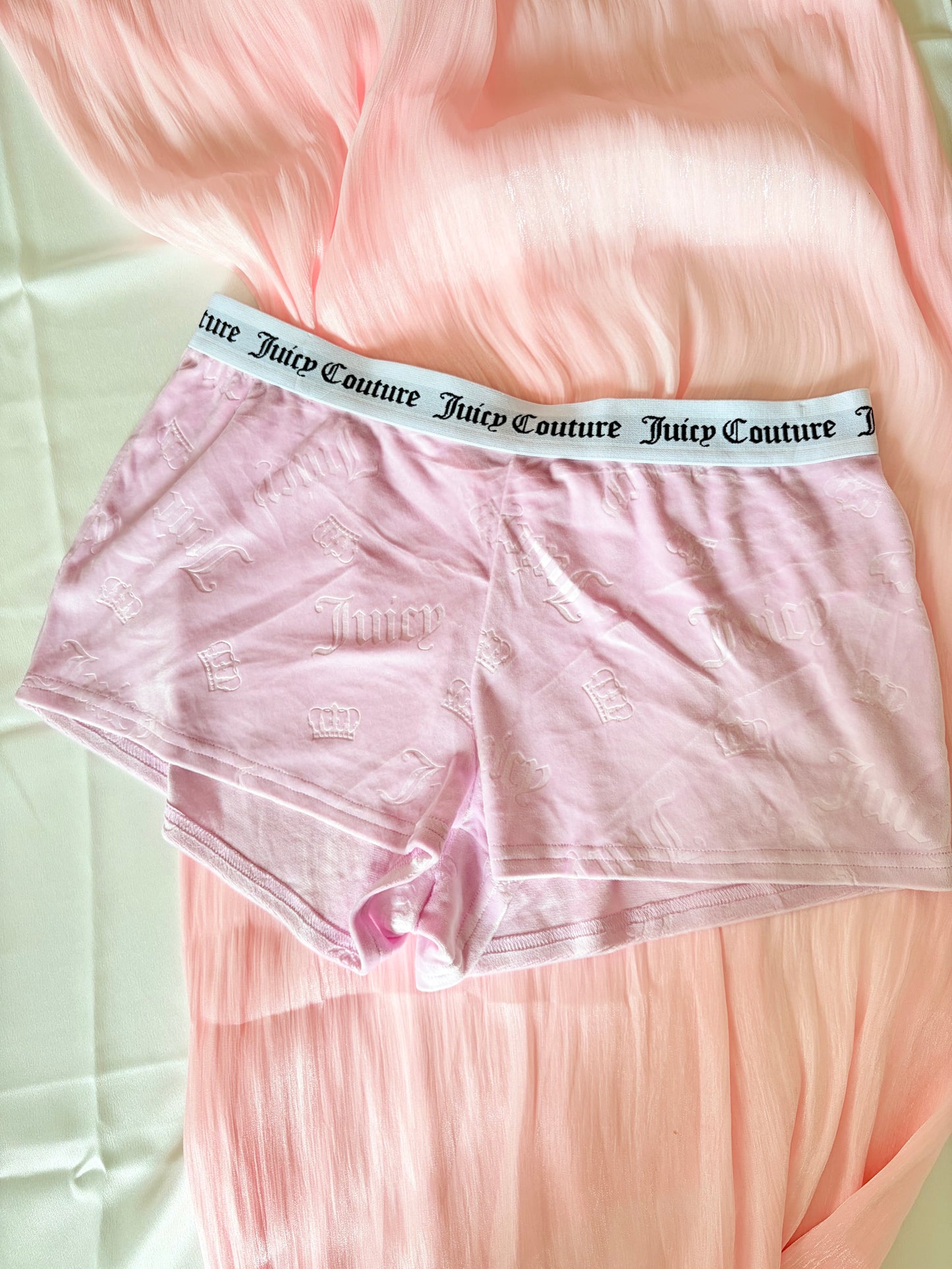 Juicy couture velvet short