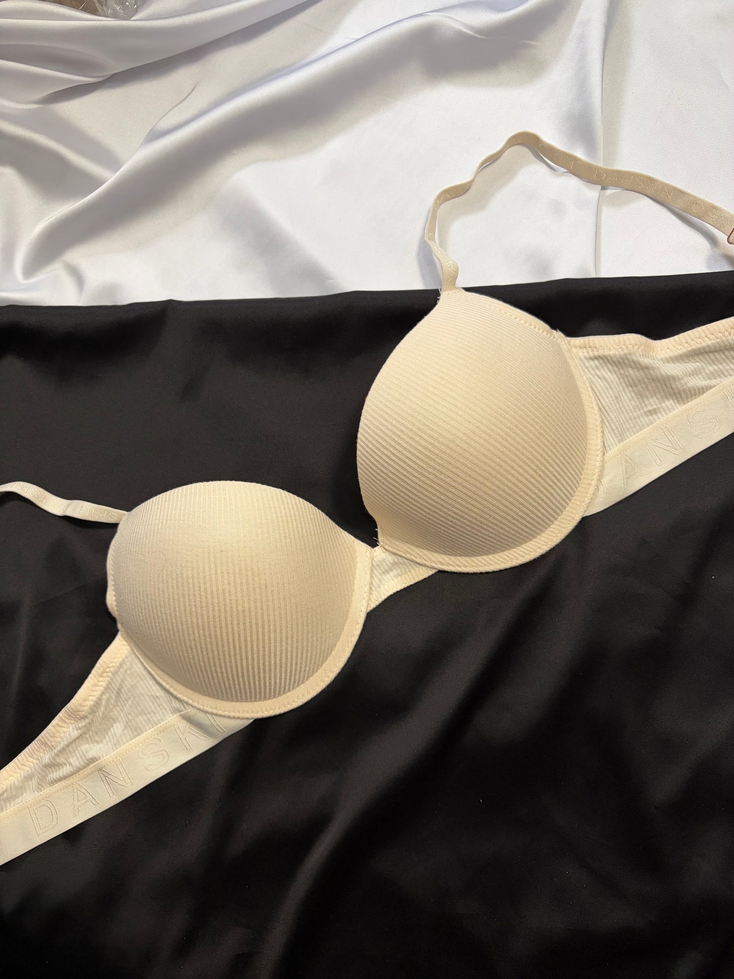 Danskin soft lift bra | 36/80 B