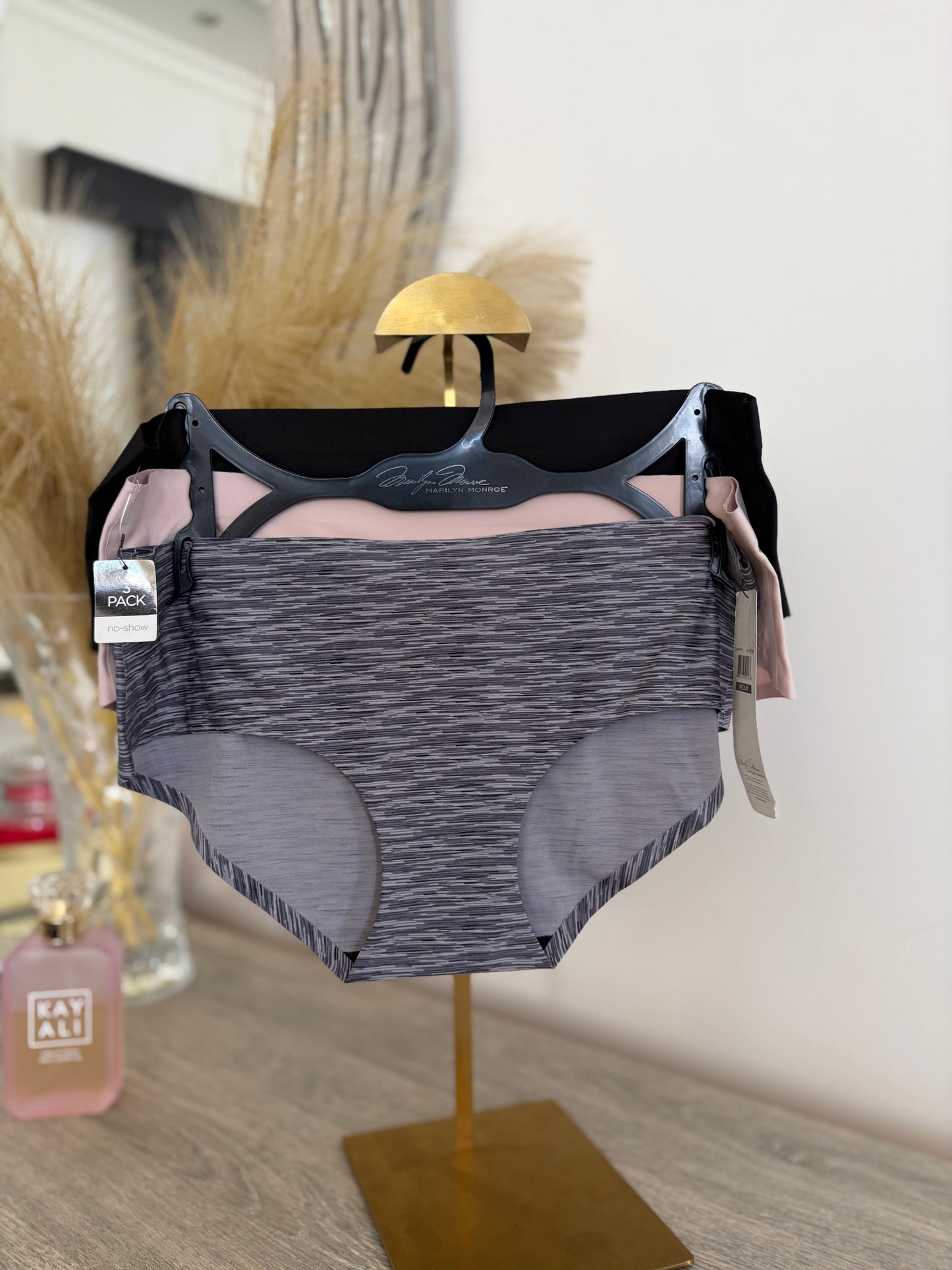 Marilyn Monroe pack of 5 laser cut panties | M