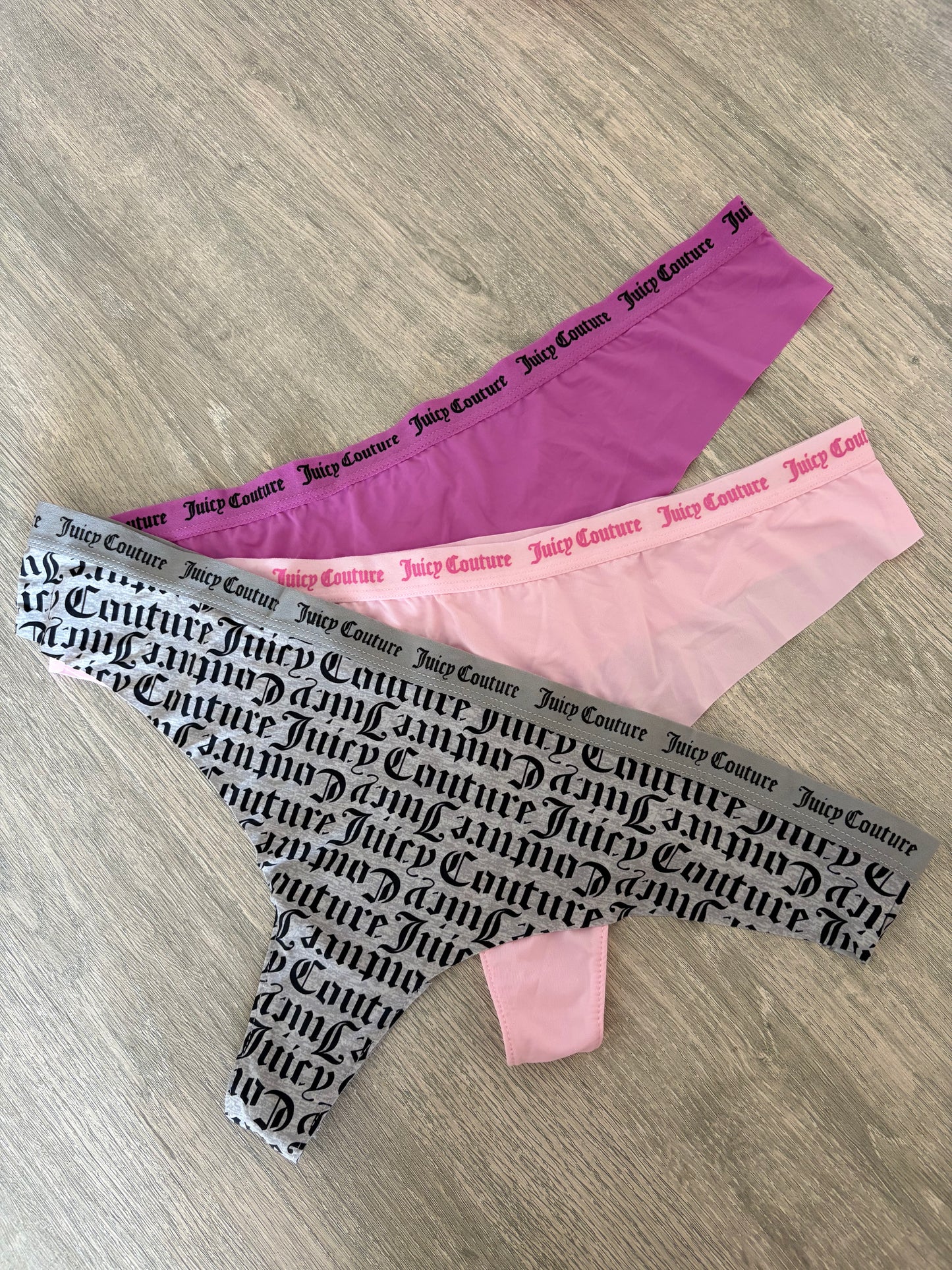 Juicy couture pack of 3 seamless laser cut thongs | XL
