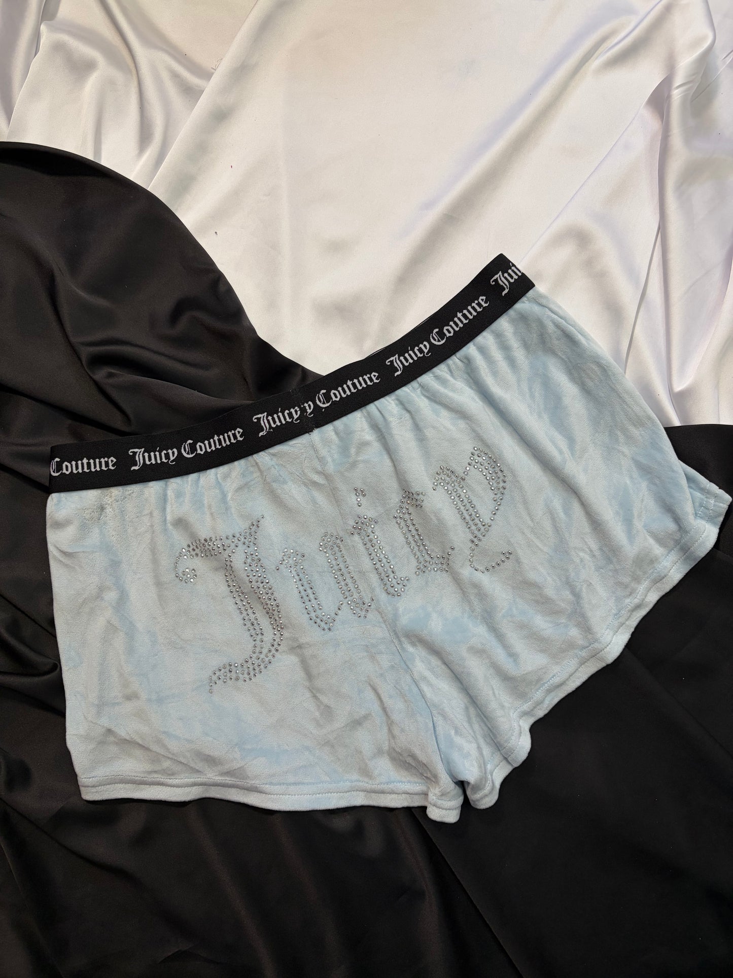 Juicy couture velvet short | M