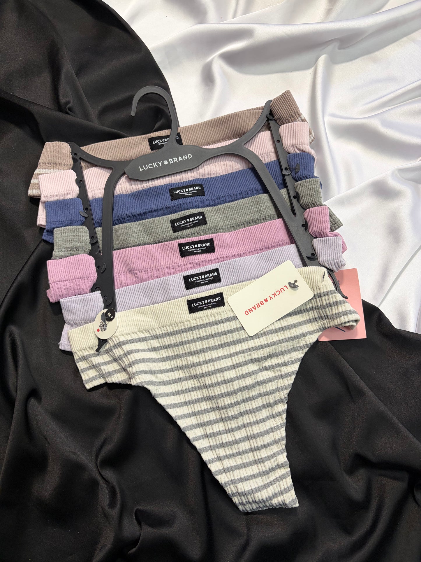 Lucky brand pack of 7 thongs