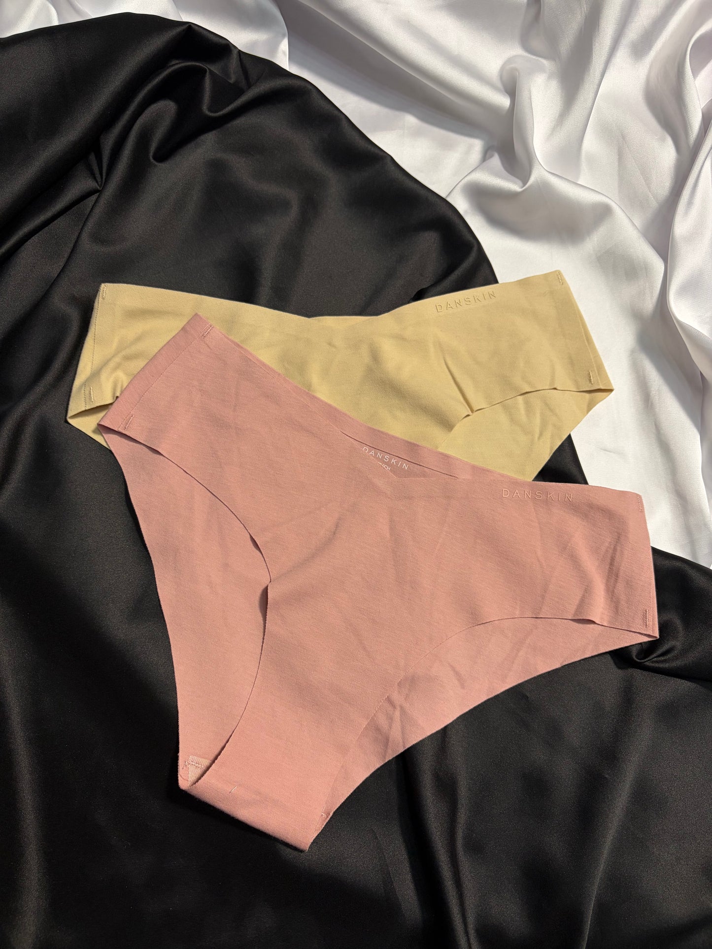 Danskin set of 2 laser cut cotton | S