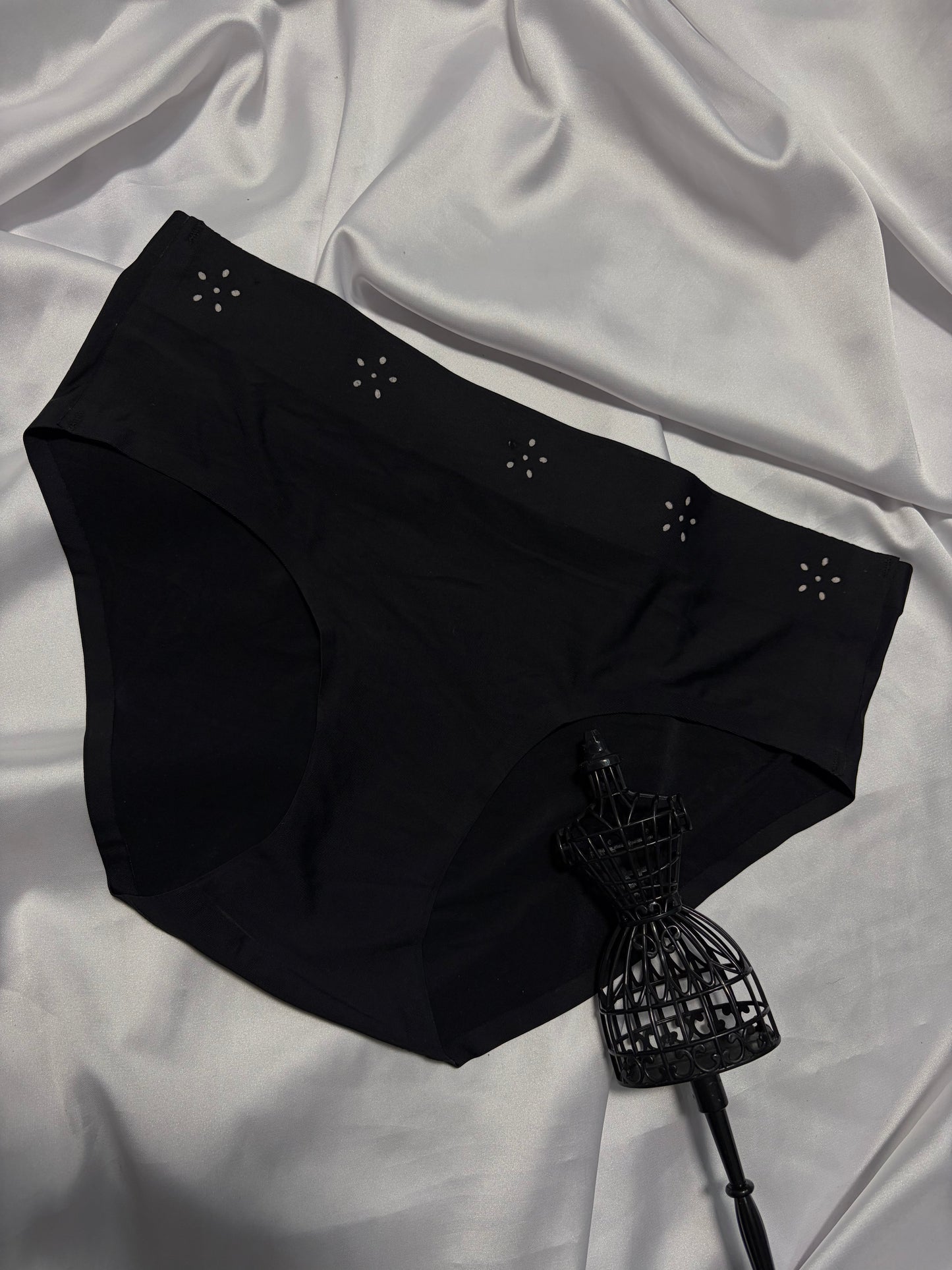 Tahari high waist laser cut