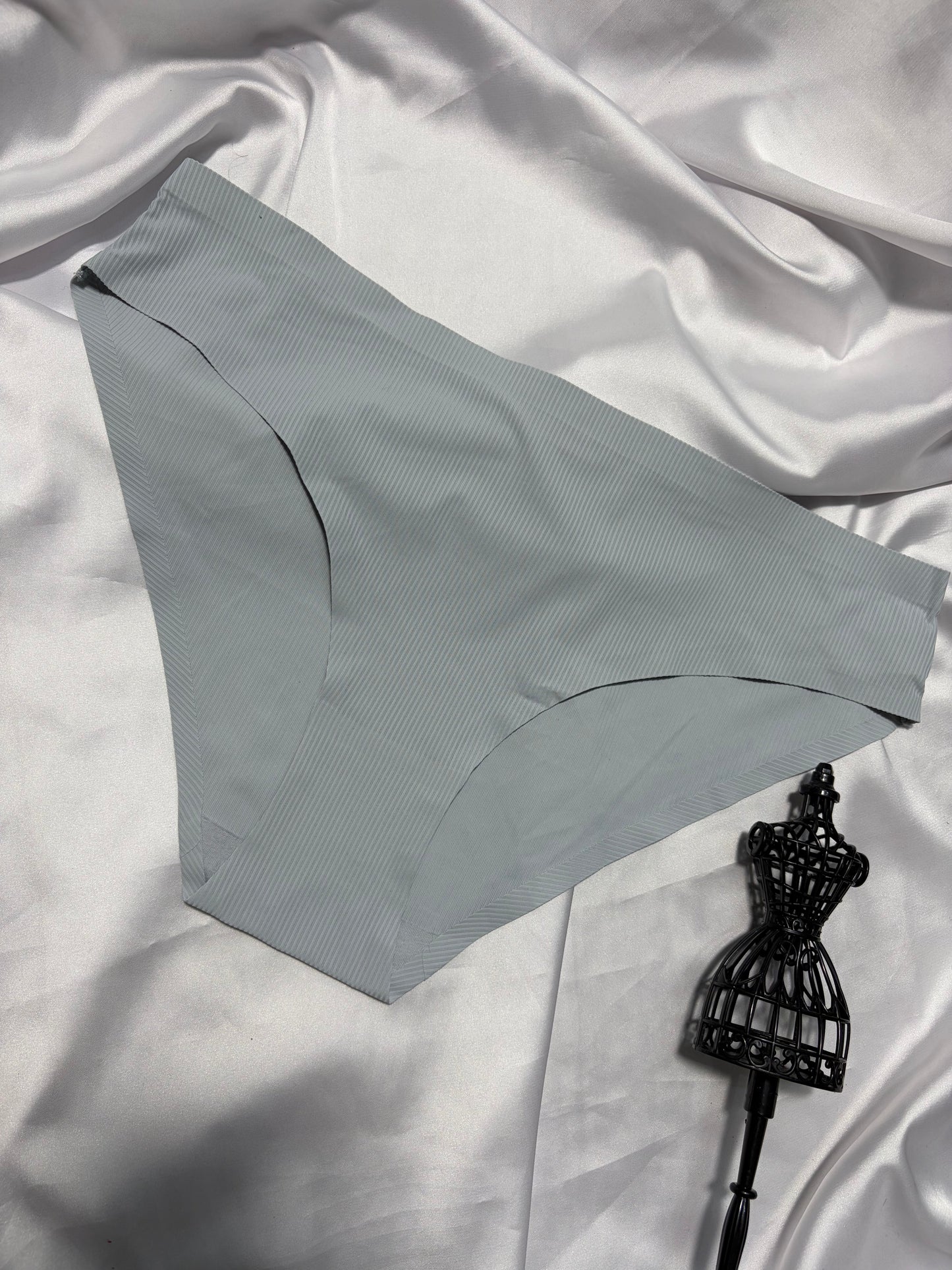 Omsa ribbed laser cut | M