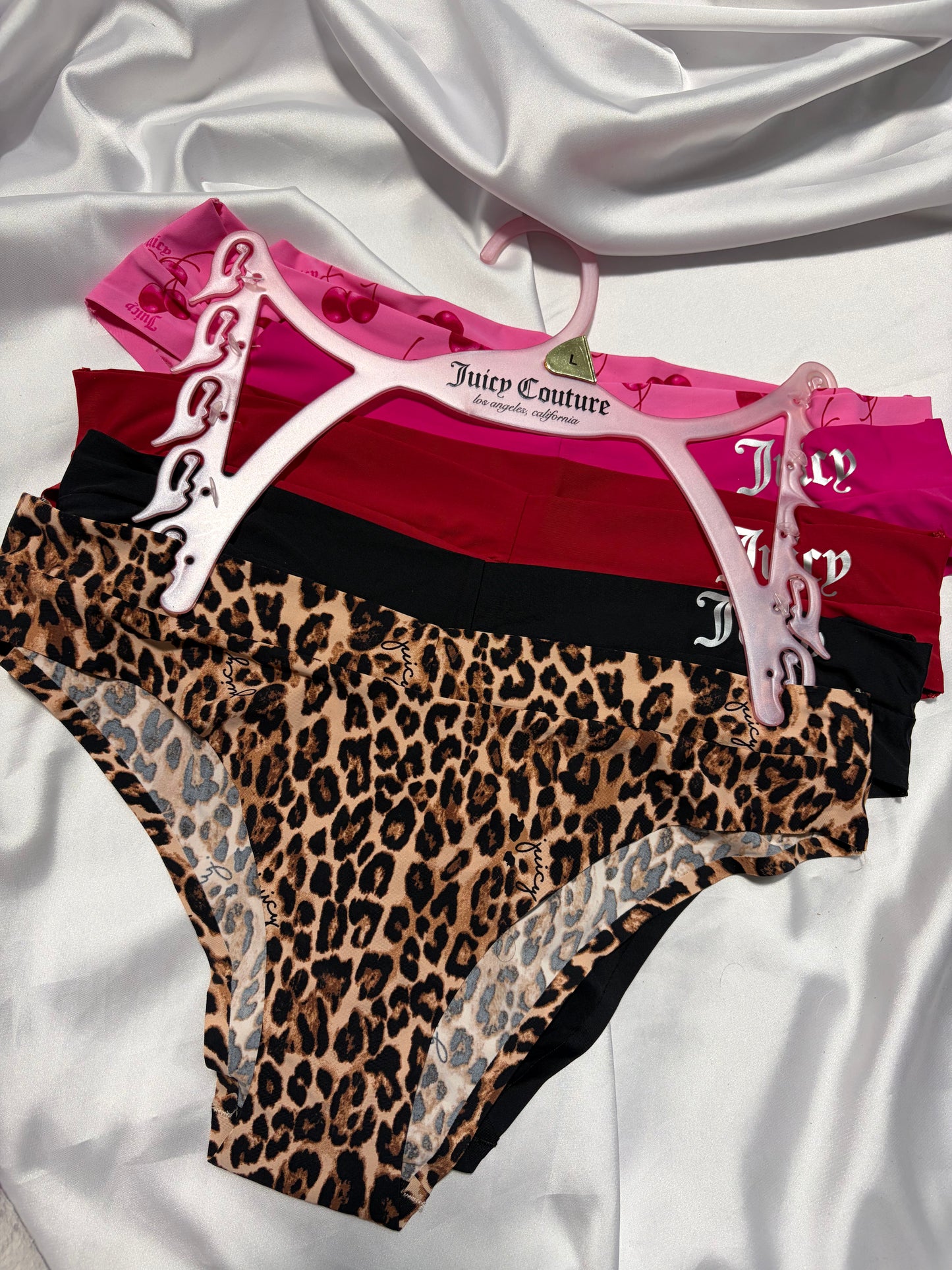Juicy couture pack of 5 no show panty | L